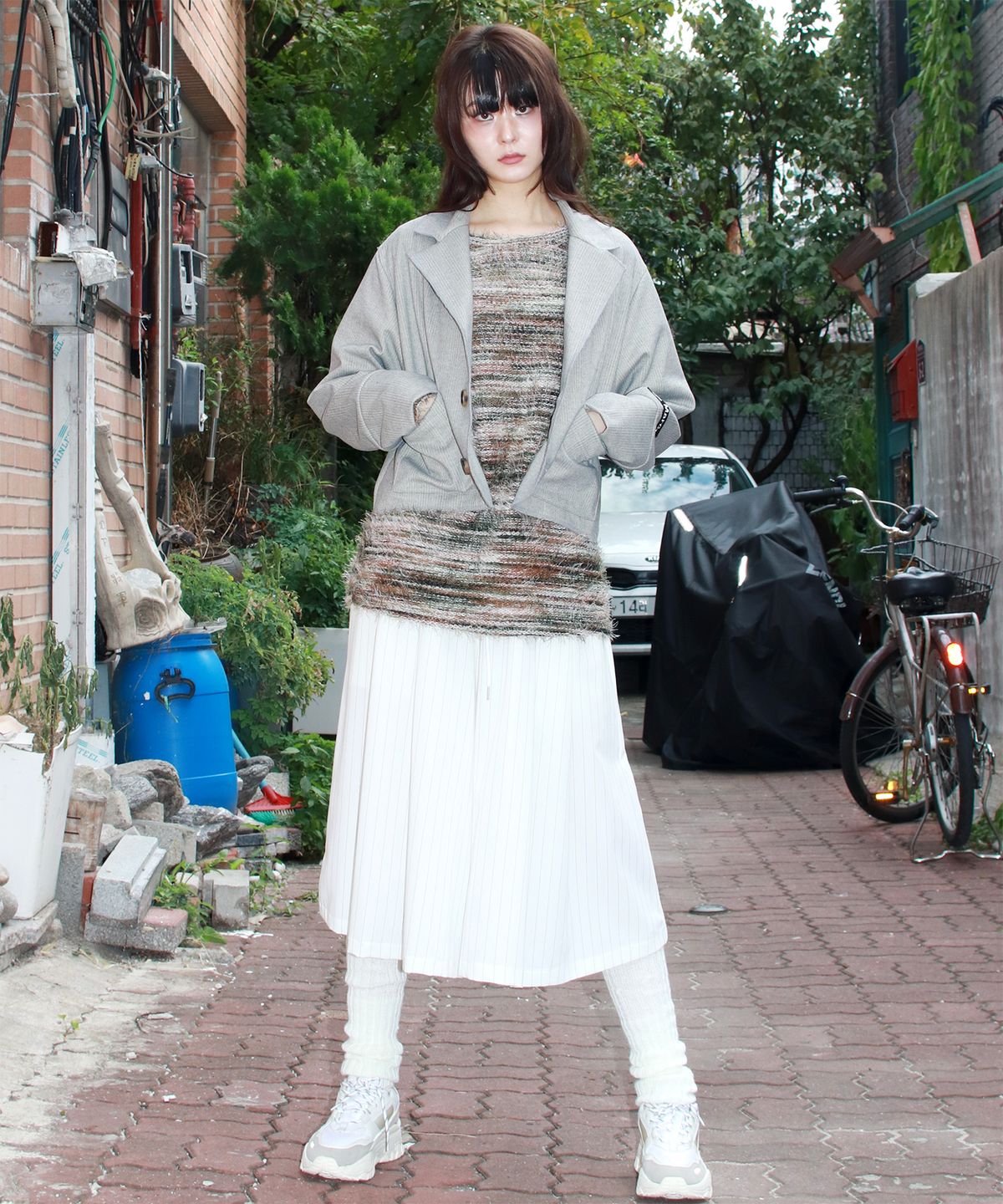 드마크(DEMARC) wide two tuck stripe bumuda skirt - White