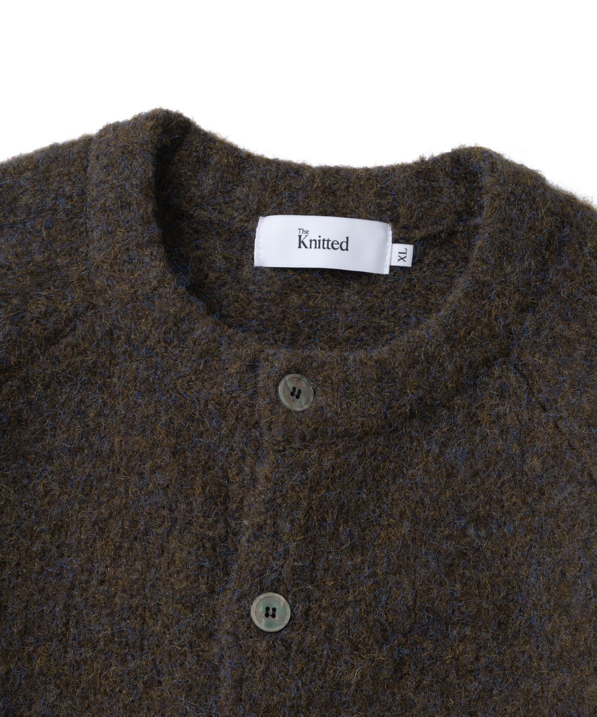 니티드(KNITTED) 부클 래글런 포켓 크롭 라운드 가디건 BROWN