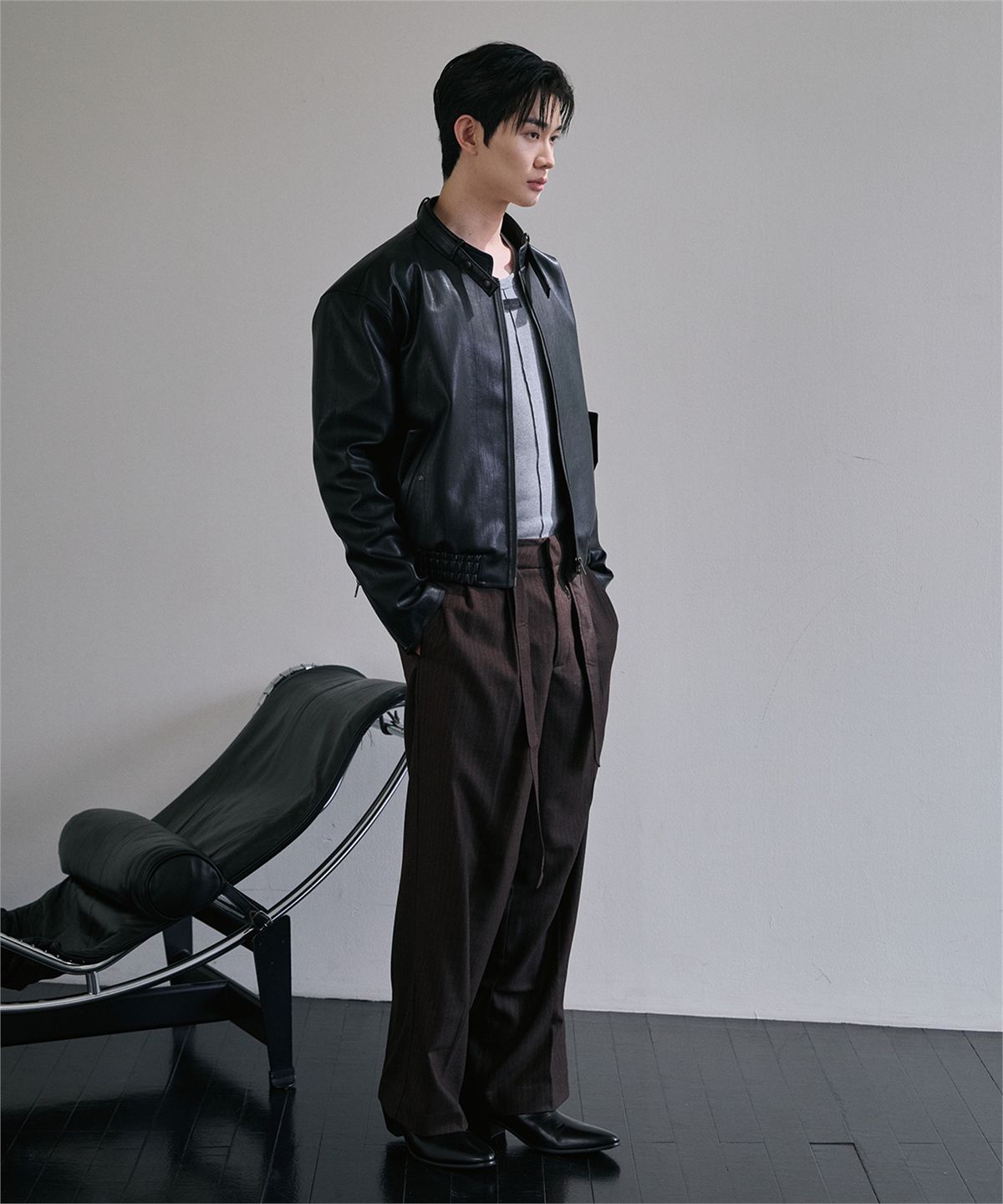 로랑서울(LAURANTSEOUL) Belted two tuck stripe wide slacks(Brownlstripe)