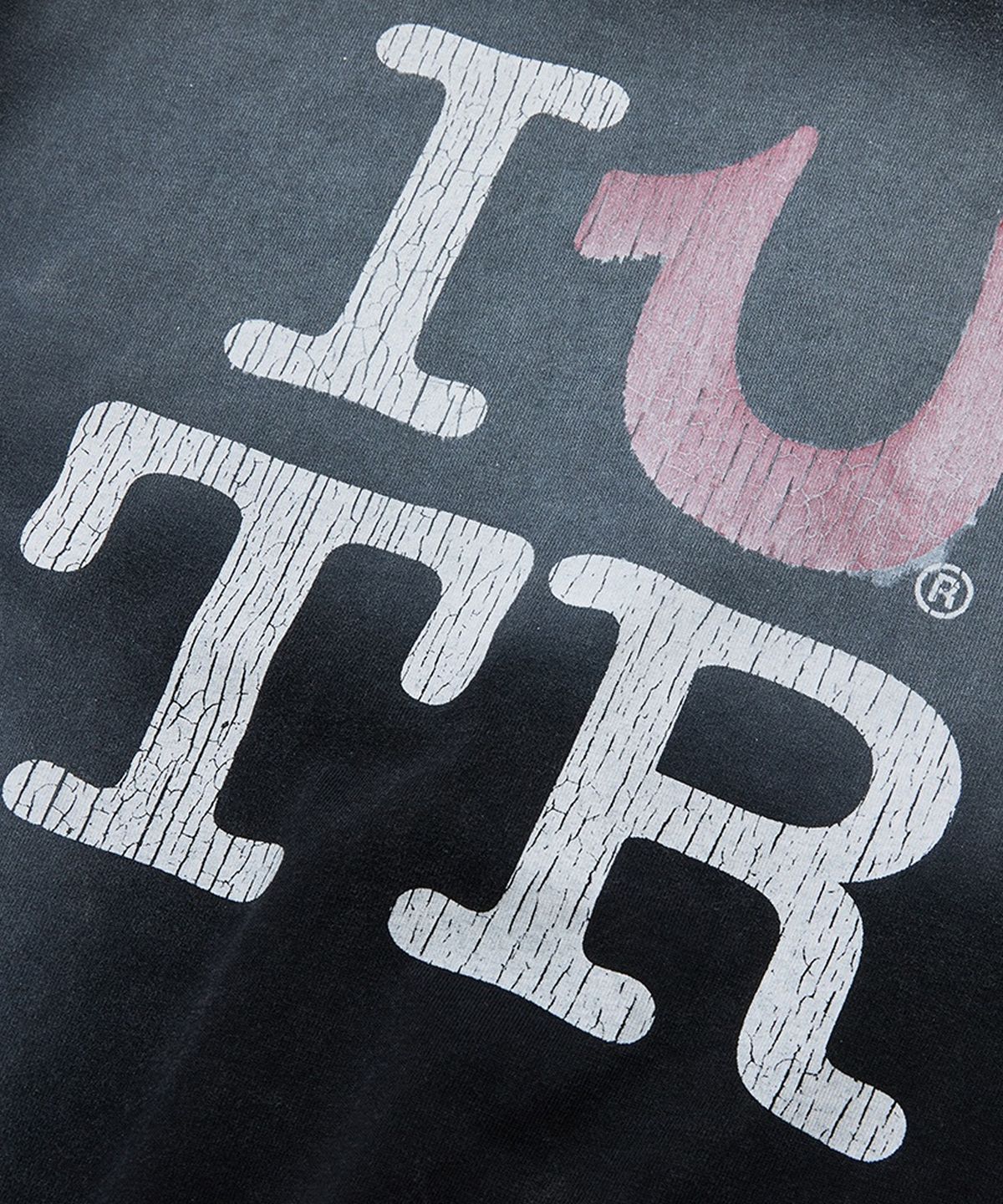 트루릴리젼(TRUERELIGION) TRUE LOVE Waffle Layered Washed Long Sleeve - WASHED BLACK