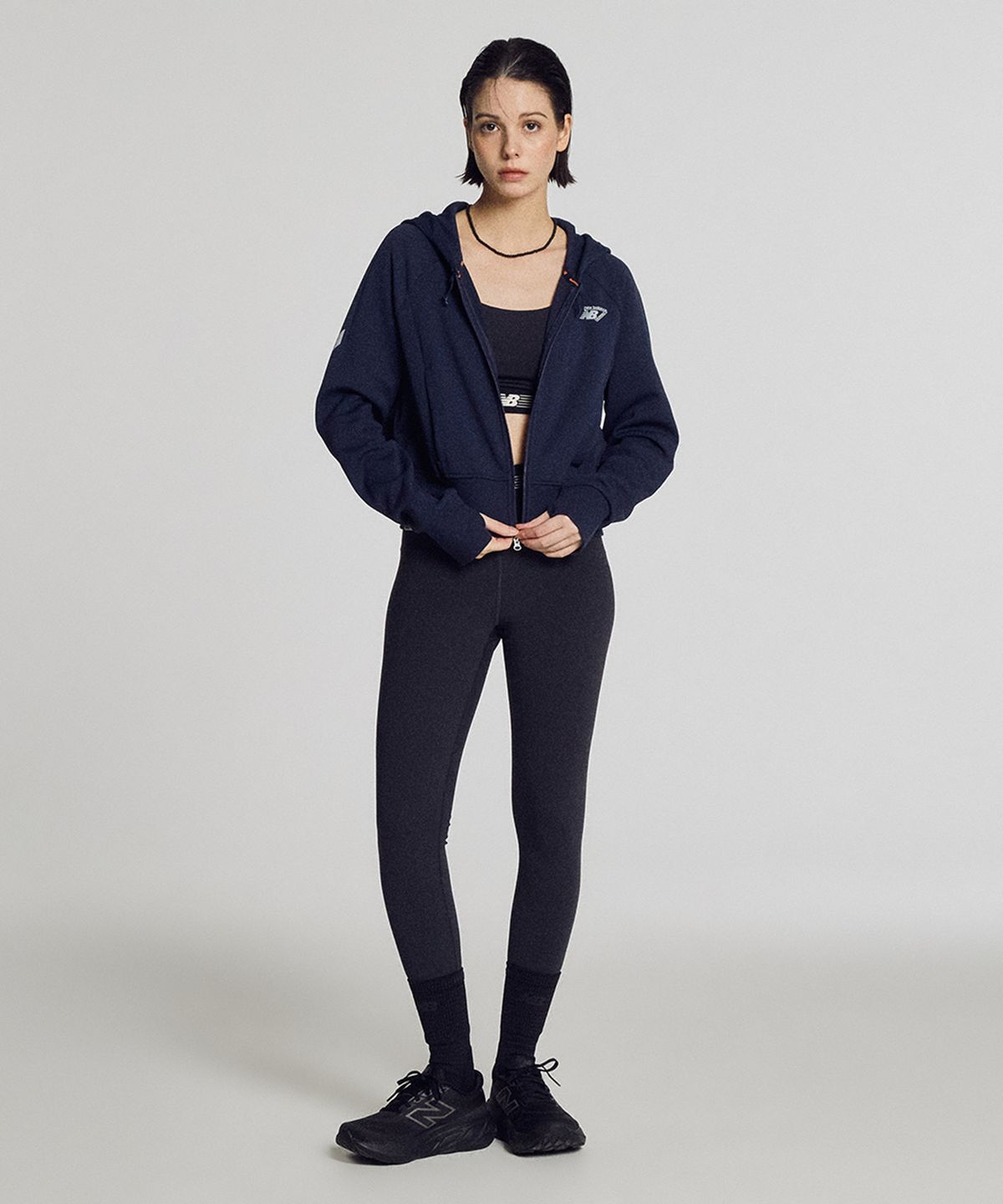 뉴발란스(NEW BALANCE) NBMDG15212 / WOMEN PF 올데이 크롭 후드집업 (NAVY)
