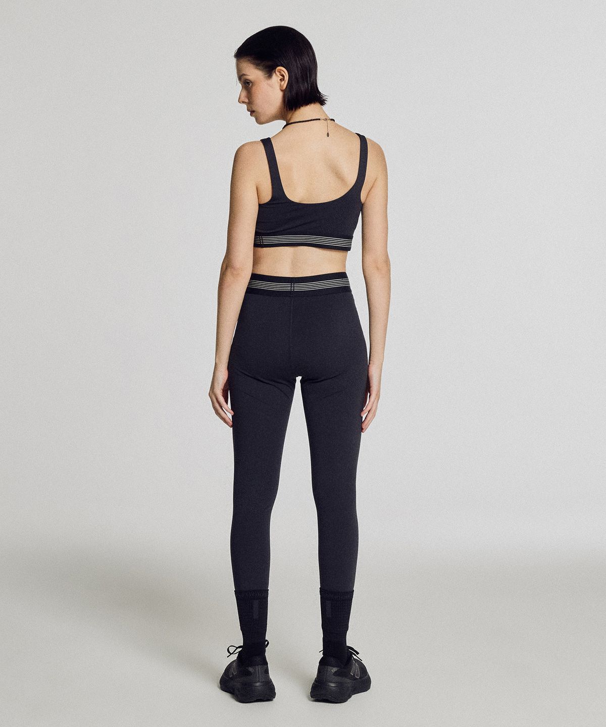 뉴발란스(NEW BALANCE) NBN9G2V422 / WOMEN AC 트레인 브라탑 (BLACK)