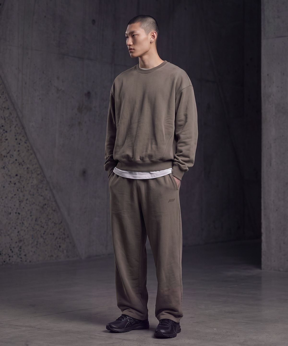 테노(TENO) 공용 시그니처 로고 스트레이트 팬츠_163(17590-038-802-69)