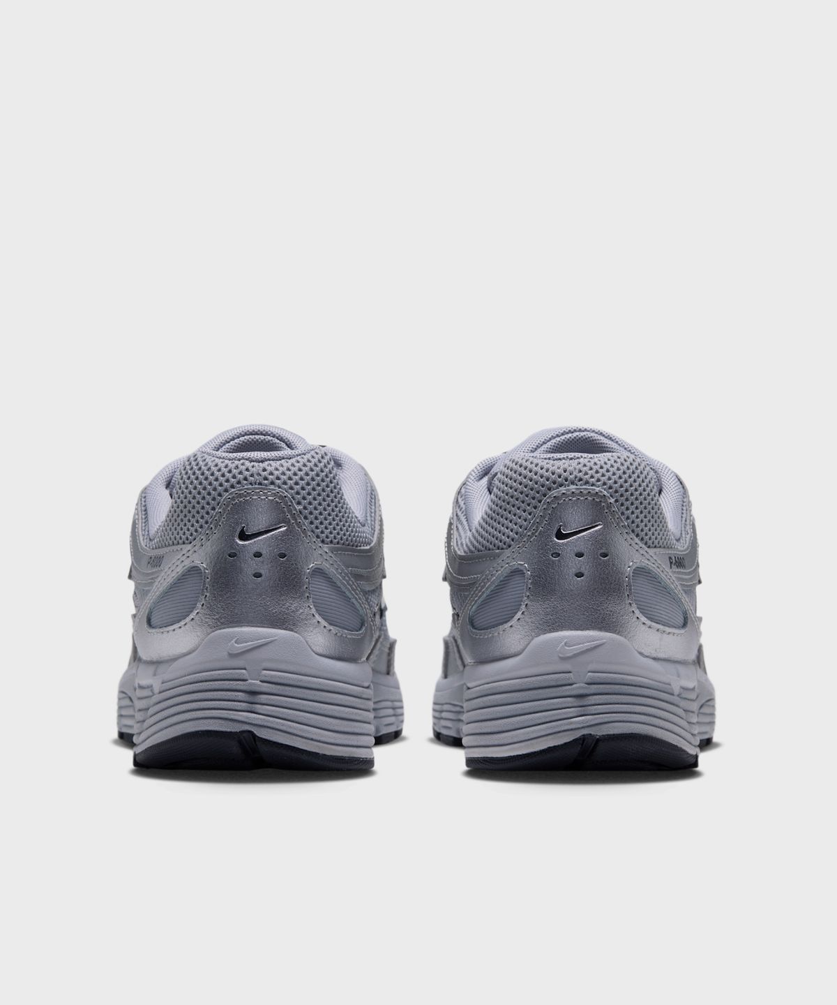 나이키(NIKE) P-6000 W - 울프 그레이:메탈릭 실버:오프 누아르:오프 화이트 / BV1021-022