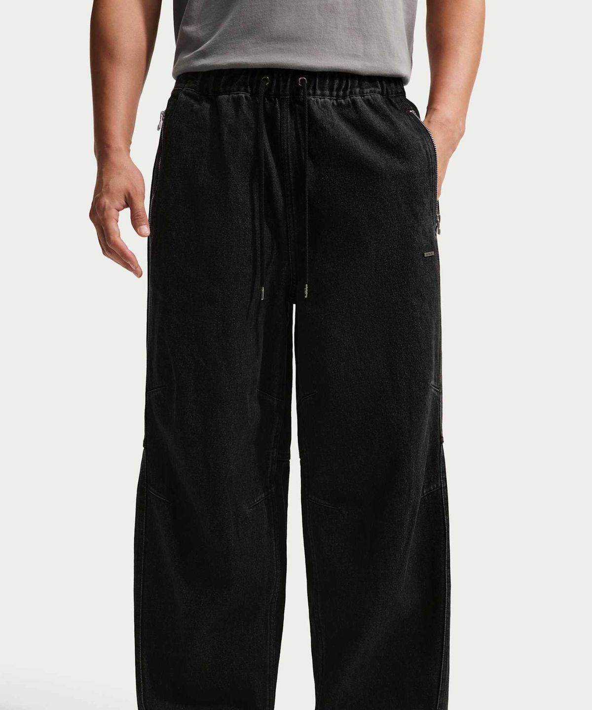 나이키(NIKE) 스포츠웨어 데님 트랙 팬츠 M - 블랙:아이스 실버 / IQ5916-010
