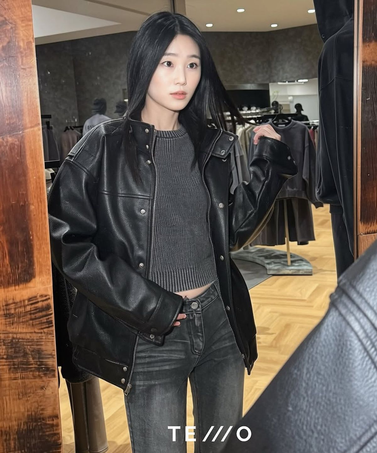 테노(TENO) 여성 워싱 크롭 니트_095(17590-140-801-69)