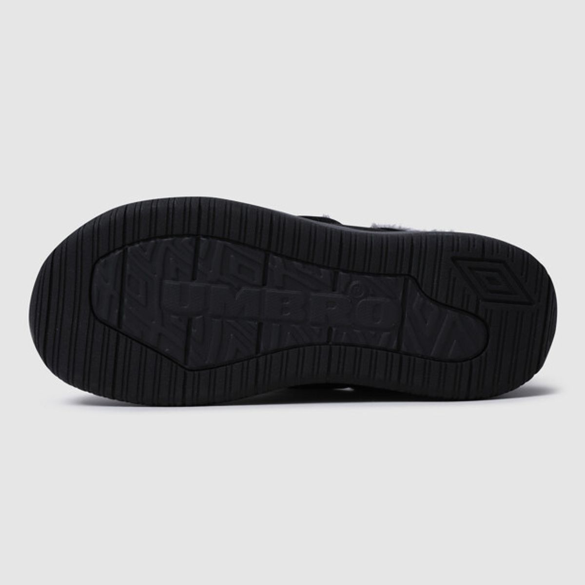 엄브로(UMBRO) SNOW LOW (스노우 로우) 블랙 UR423EMUO3