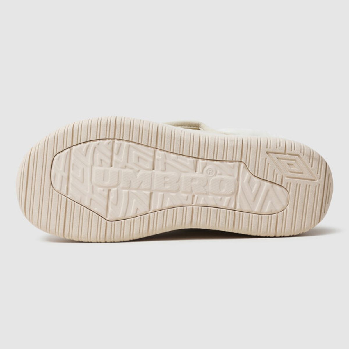 엄브로(UMBRO) SNOW LOW (스노우 로우) 아이보리 UR423EMUO3