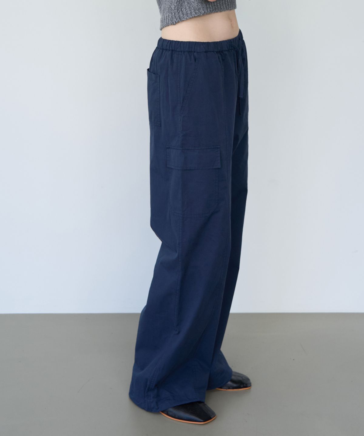 로시로우(LOSSYROW) Utility Wide Cargo Pants - Navy