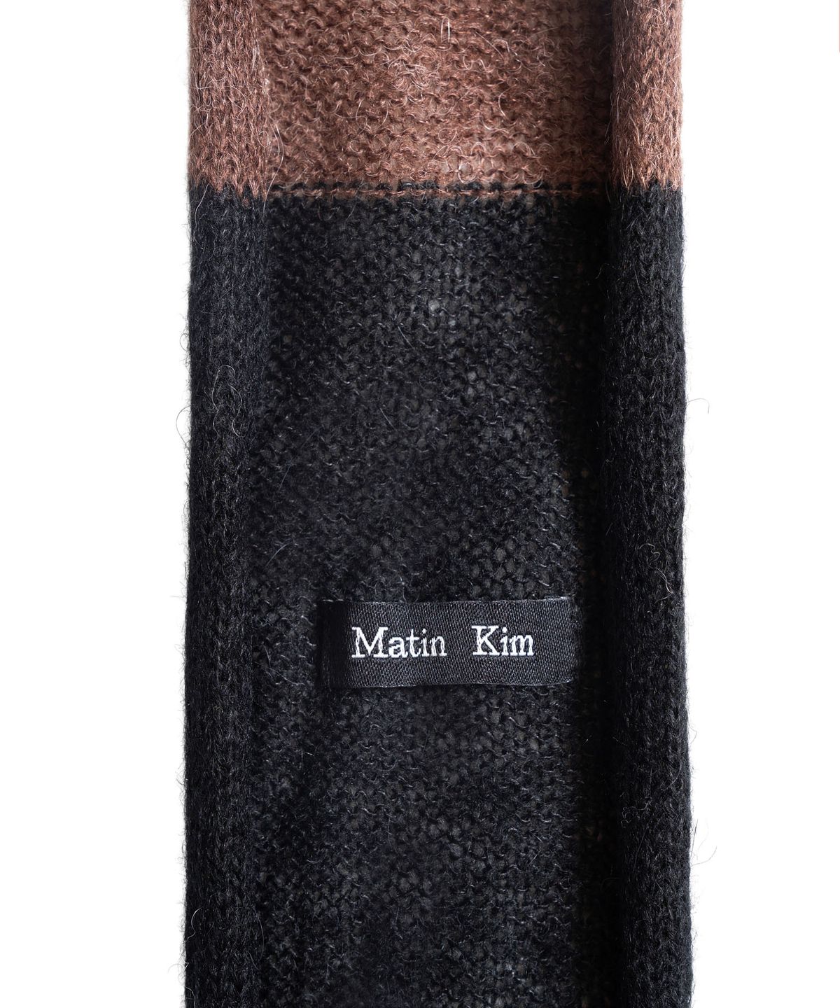 마뗑킴(MATIN KIM) MULTI STRIPE ALPACA BLENDED MUFFLER IN BROWN