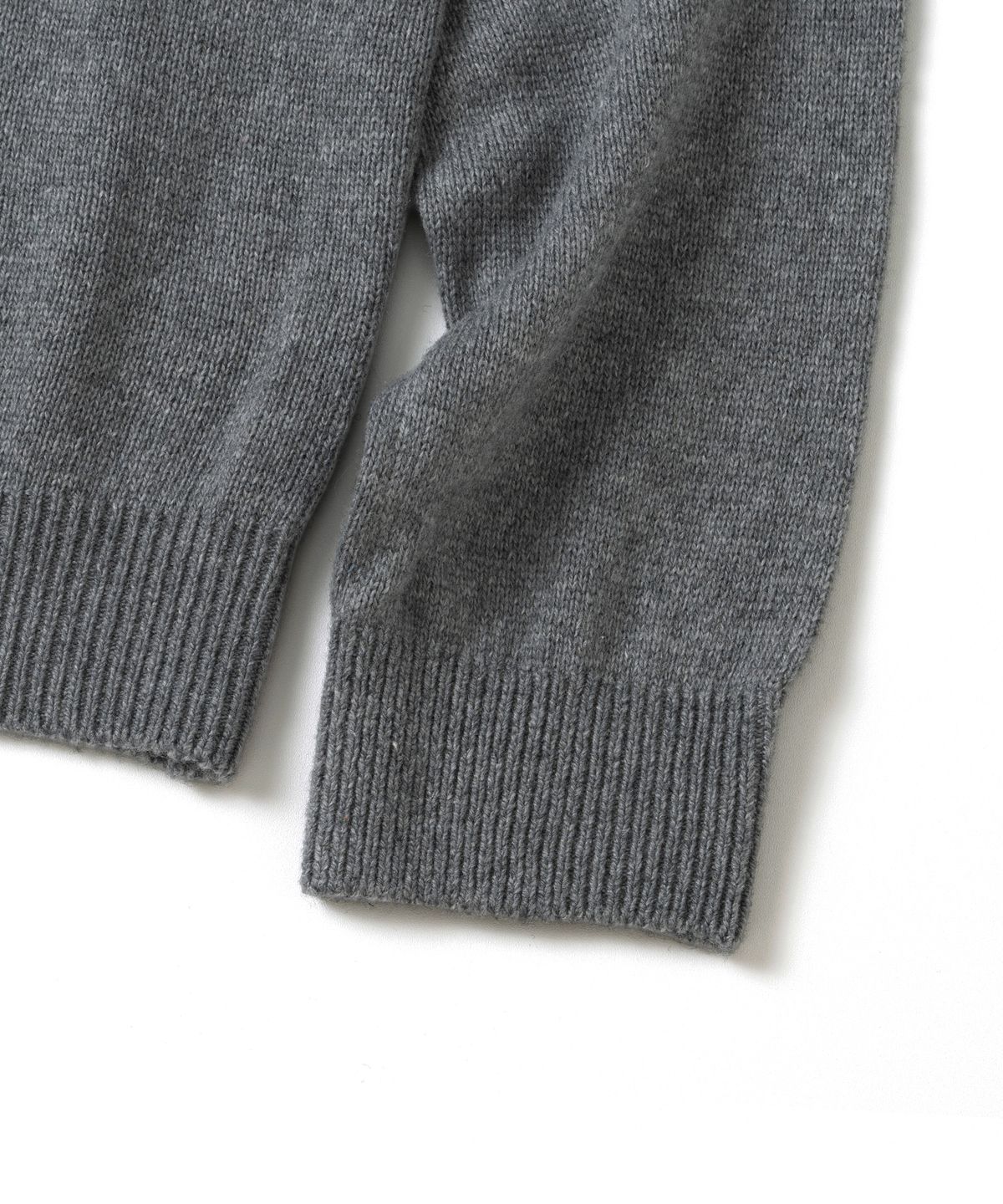 니티드(KNITTED) (UNISEX) 이지 울 블랜드 브이넥 니트 ( 3 Color )