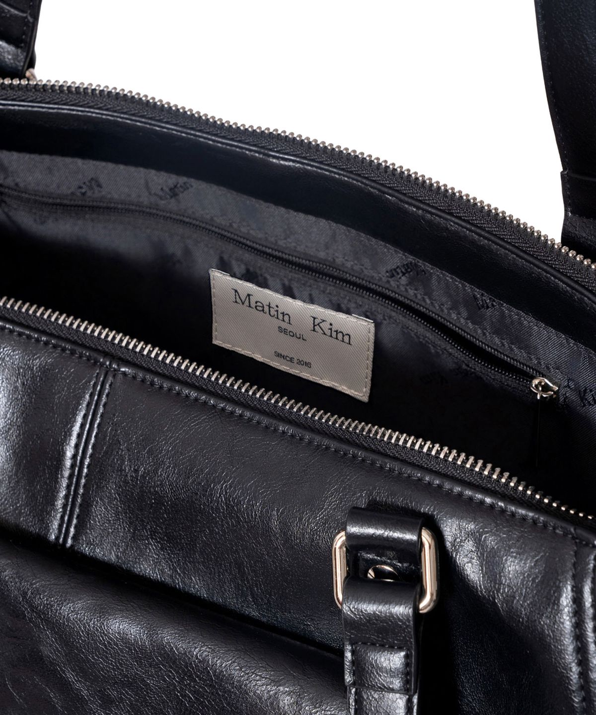 마뗑킴(MATIN KIM) FLAP POCKET SHOULDER BAG IN BLACK