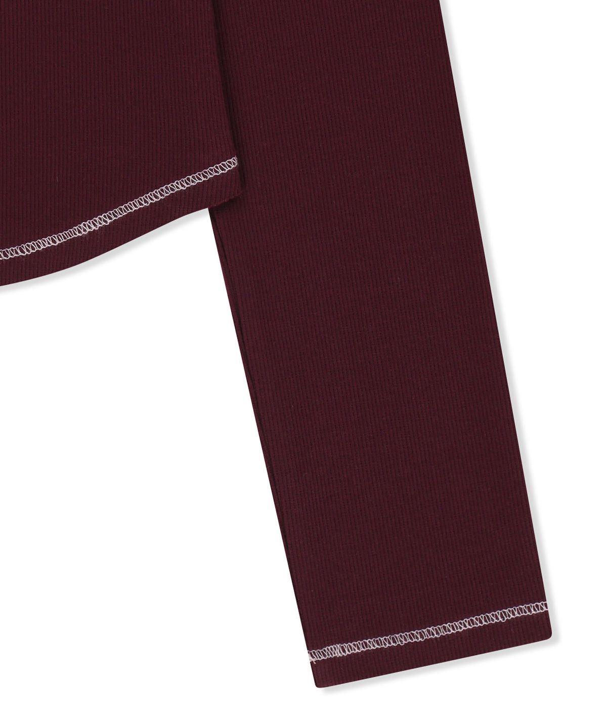 마뗑킴(MATIN KIM) LOGO APPLIQUE BUTTON DETAIL RAGLAN TOP IN WINE