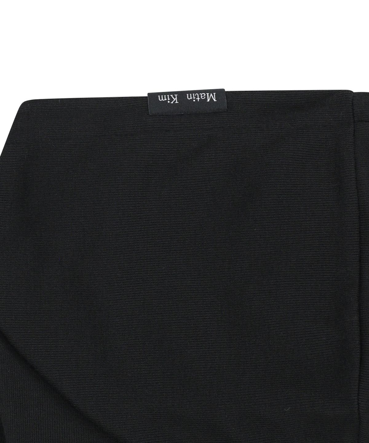 마뗑킴(MATIN KIM) DOUBLE LAYER BUTTON HOOD TOP IN BLACK