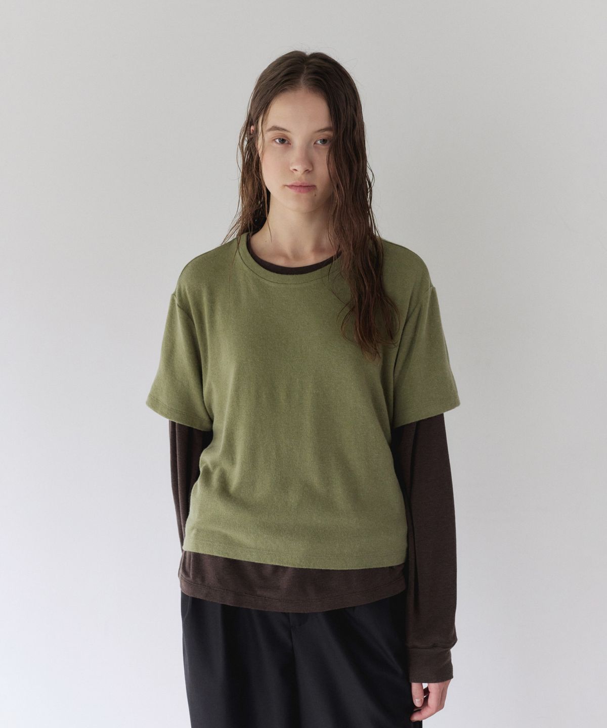 이어닝(YEARNING) SOFT WOOL BLEND T-SHIRT, OLIVE