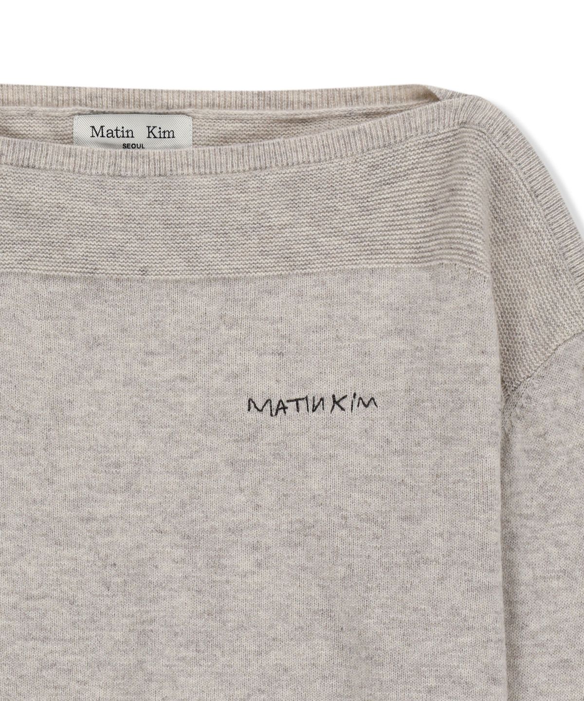 마뗑킴(MATIN KIM) BOAT NECK VOLUME SLEEVE KNIT PULLOVER IN LIGHT BEIGE
