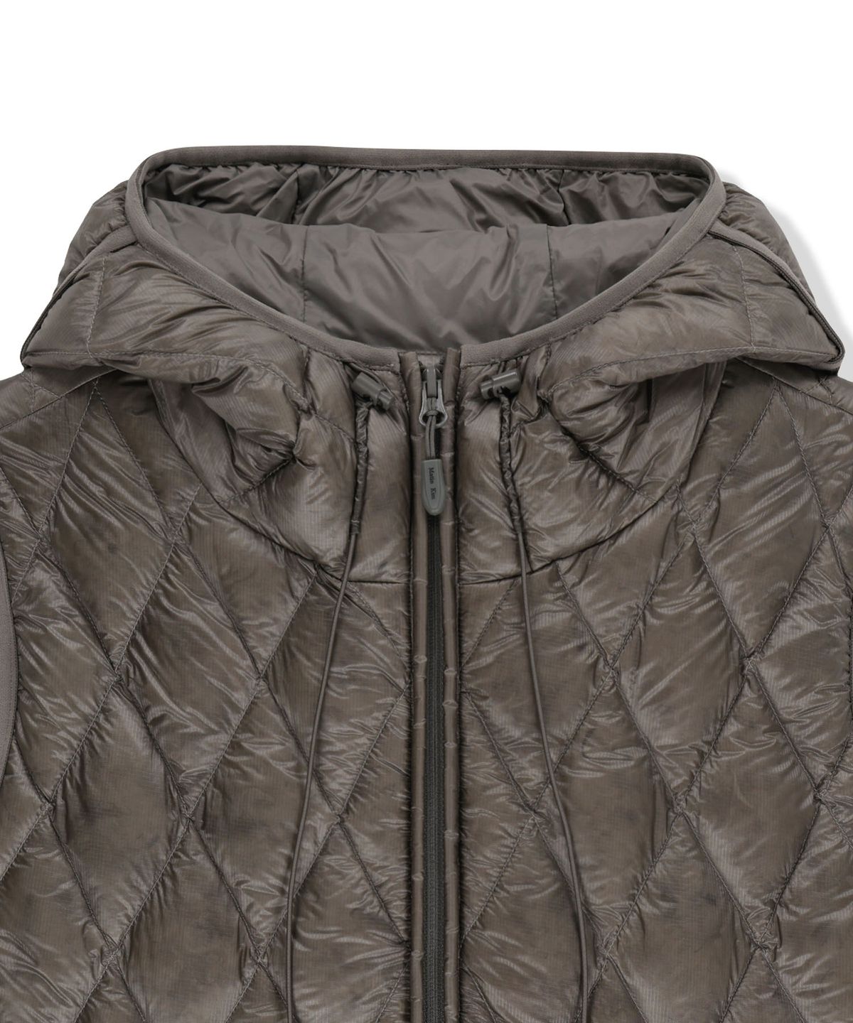 마뗑킴(MATIN KIM) MIX QUILTED LIGHT DOWN VEST IN GREY