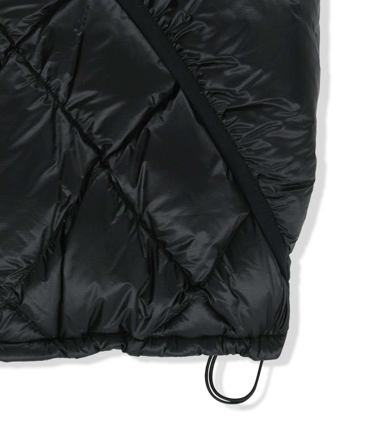 마뗑킴(MATIN KIM) MIX QUILTED LIGHT DOWN VEST IN BLACK