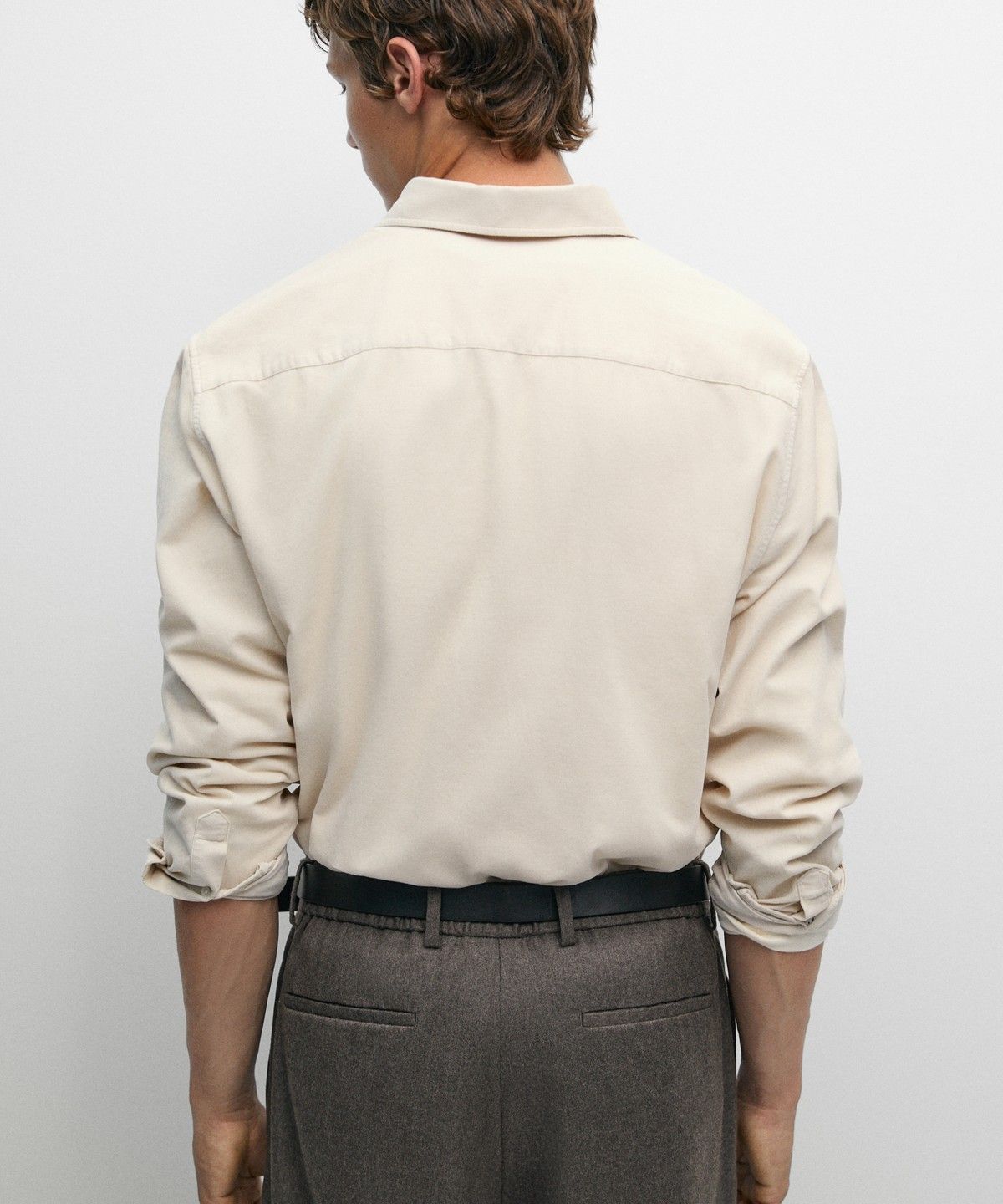마시모두띠(MASSIMO DUTTI) 레귤러 핏 니들코드 셔츠