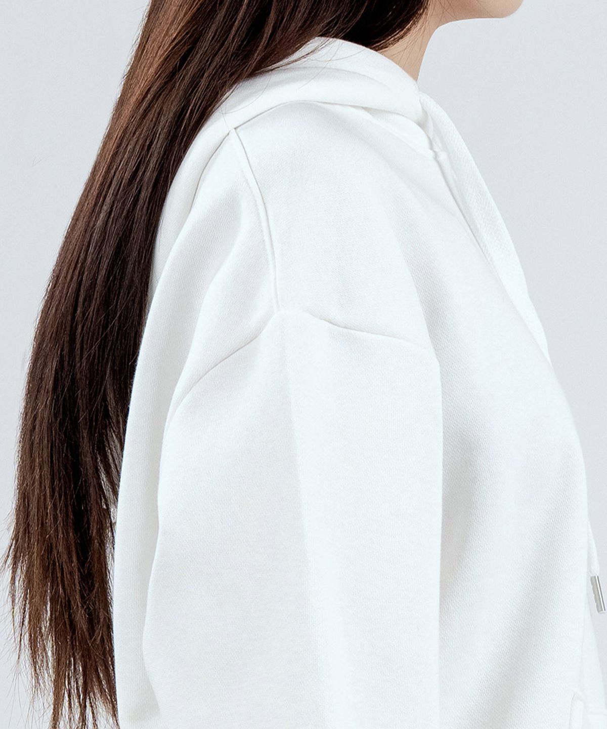 엘런아시(ELLENASSY) 무지 베이직 오버핏 후드 아이보리
