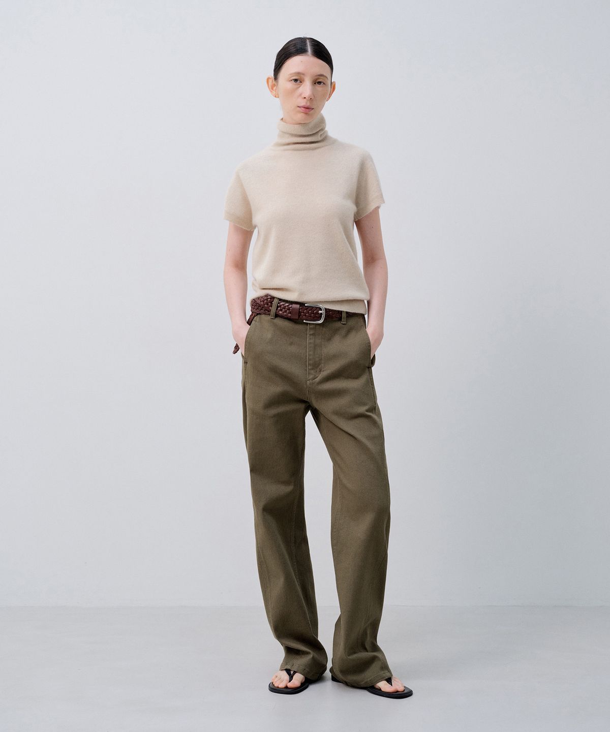 노티아(NOTIA) BARREL FIT COTTON PANTS_KHAKI