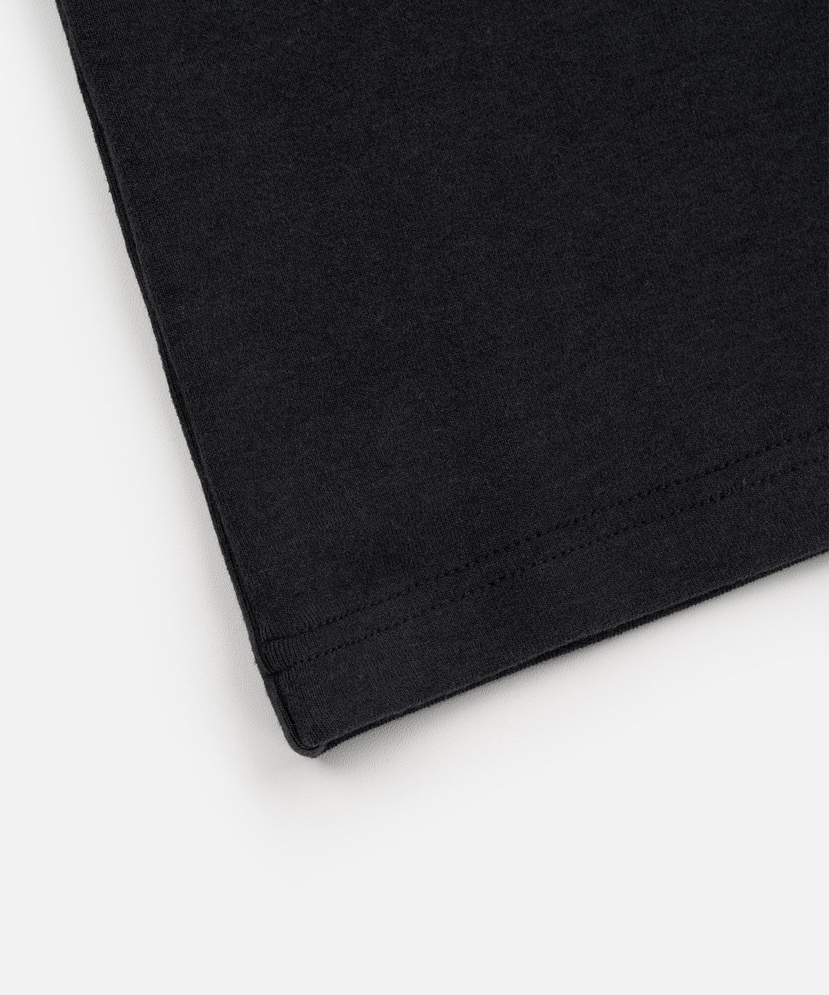 토피 우먼(TOFFEE WOMEN) W 피치 버튼 슬리브리스 (BLACK)