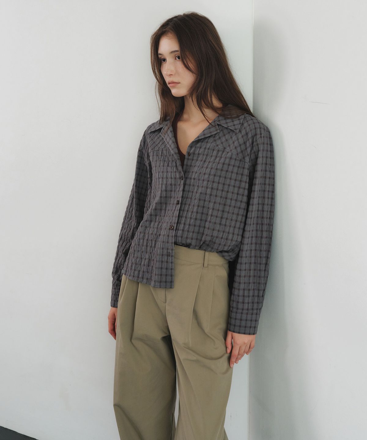 올리브 데 올리브(OLIVE DES OLIVE) 요루체크 세미크랍셔츠 OW6AB9710