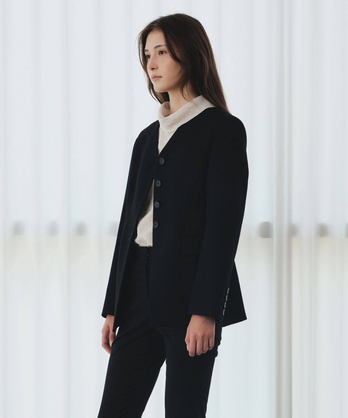 올리브 데 올리브(OLIVE DES OLIVE) 브이넥 싱글 라인자켓 OW6AJ9510