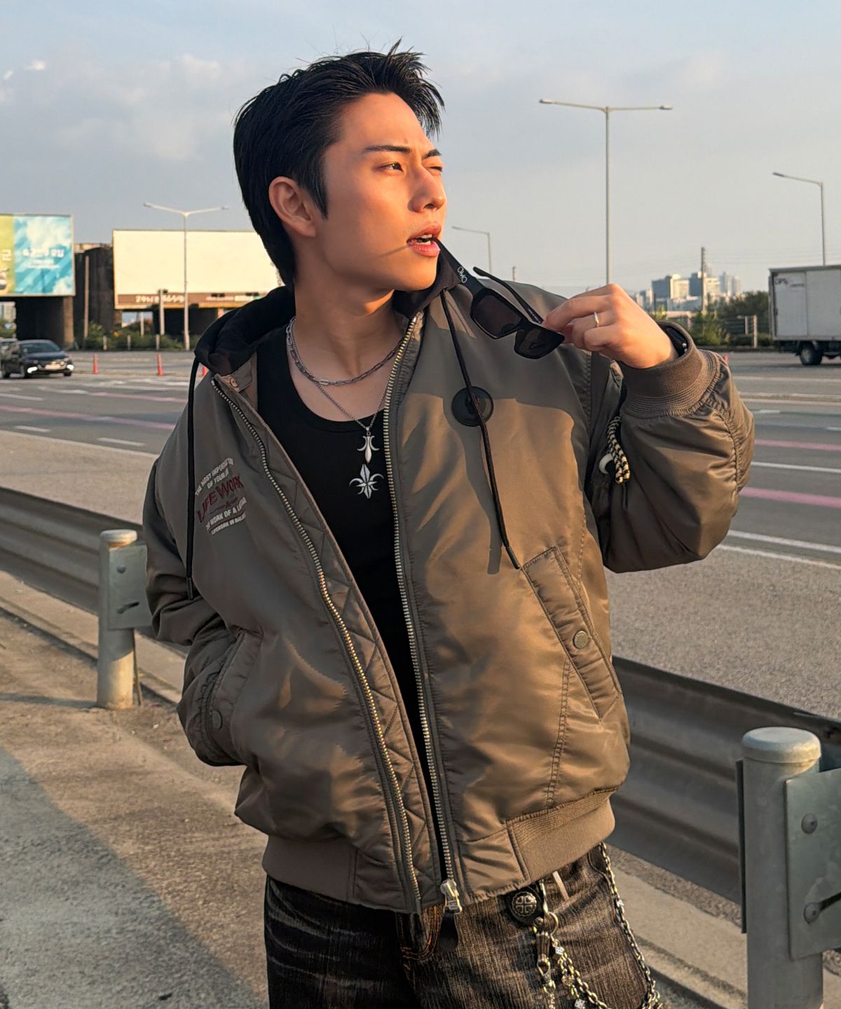 라이프워크(LIFEWORK) 공용) AIRDOK 파일럿 봄버 후드 항공 점퍼