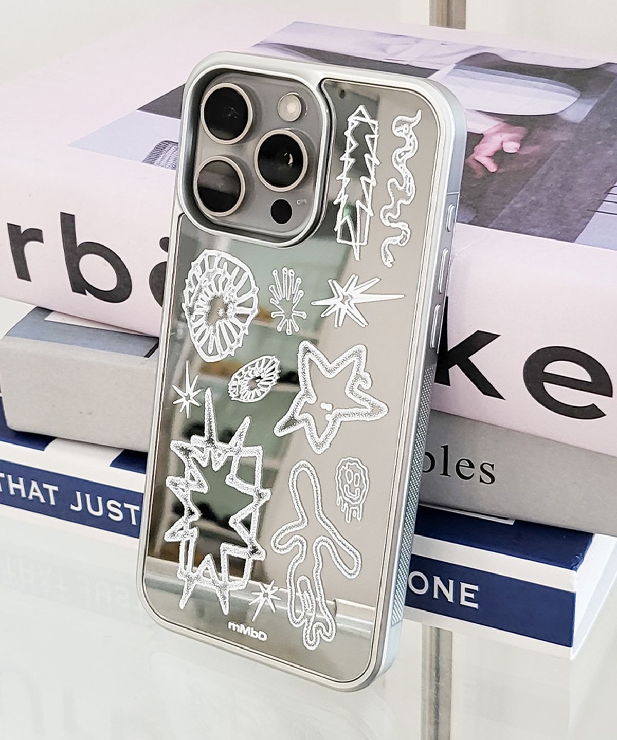메모리즈바운더리(MEMORIESBOUNDARY) BOUNDARIES Signal Doodle Bumper Mirror Phone Case (SV_WH/MagSafe)