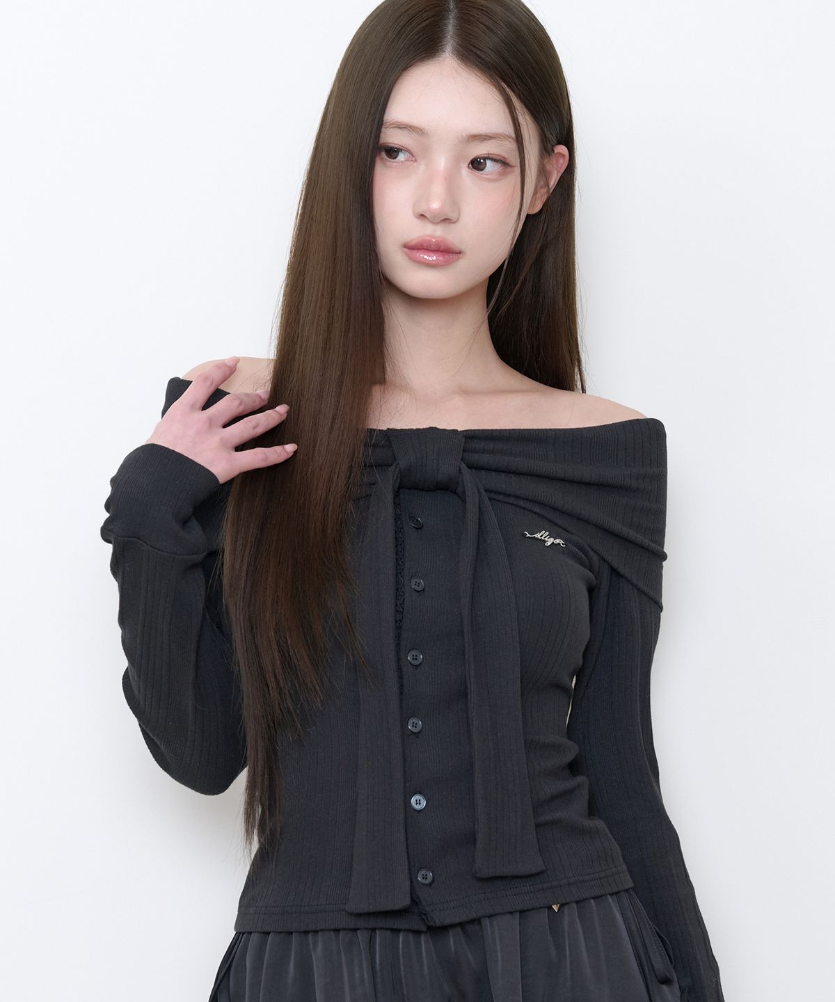 일리고(ILLIGO) 퓨어 보우 가디건 탑 블랙