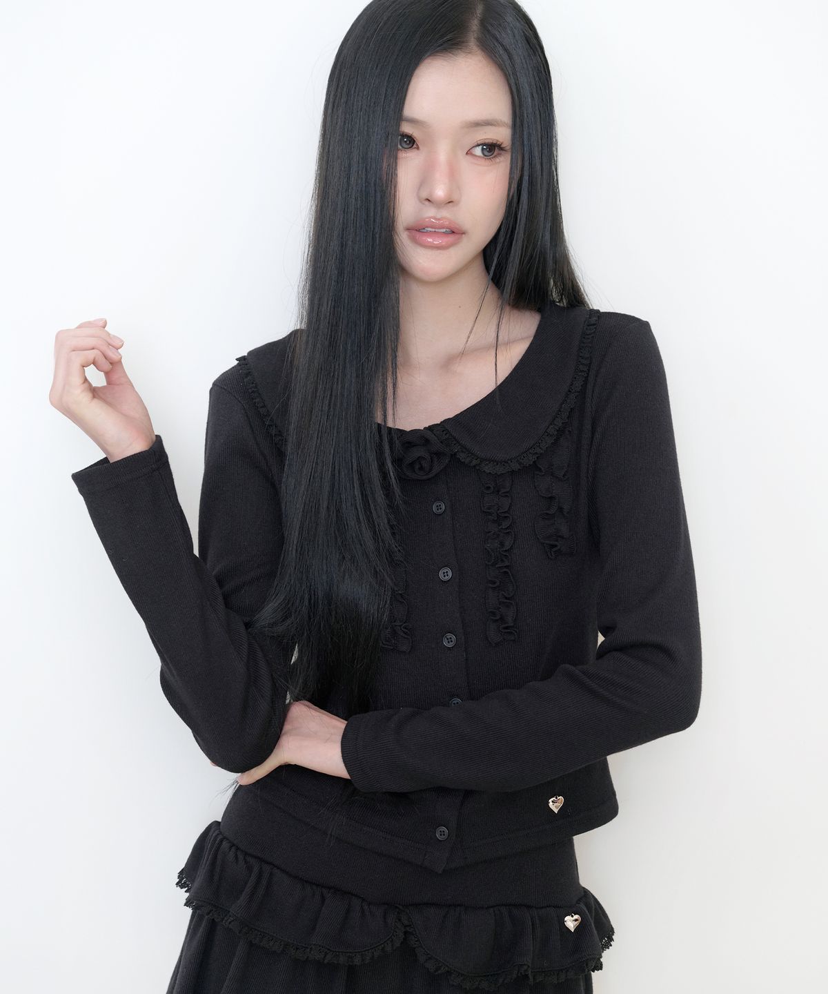 일리고(ILLIGO) 블룸 프릴 가디건 블랙