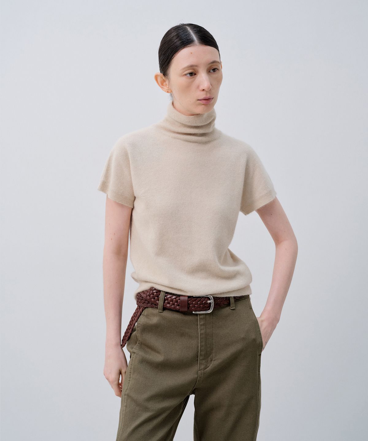 노티아(NOTIA) CAP SLEEVE TURTLENECK KNIT_OATMEAL