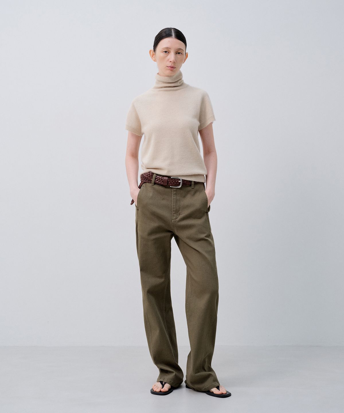 노티아(NOTIA) CAP SLEEVE TURTLENECK KNIT_OATMEAL
