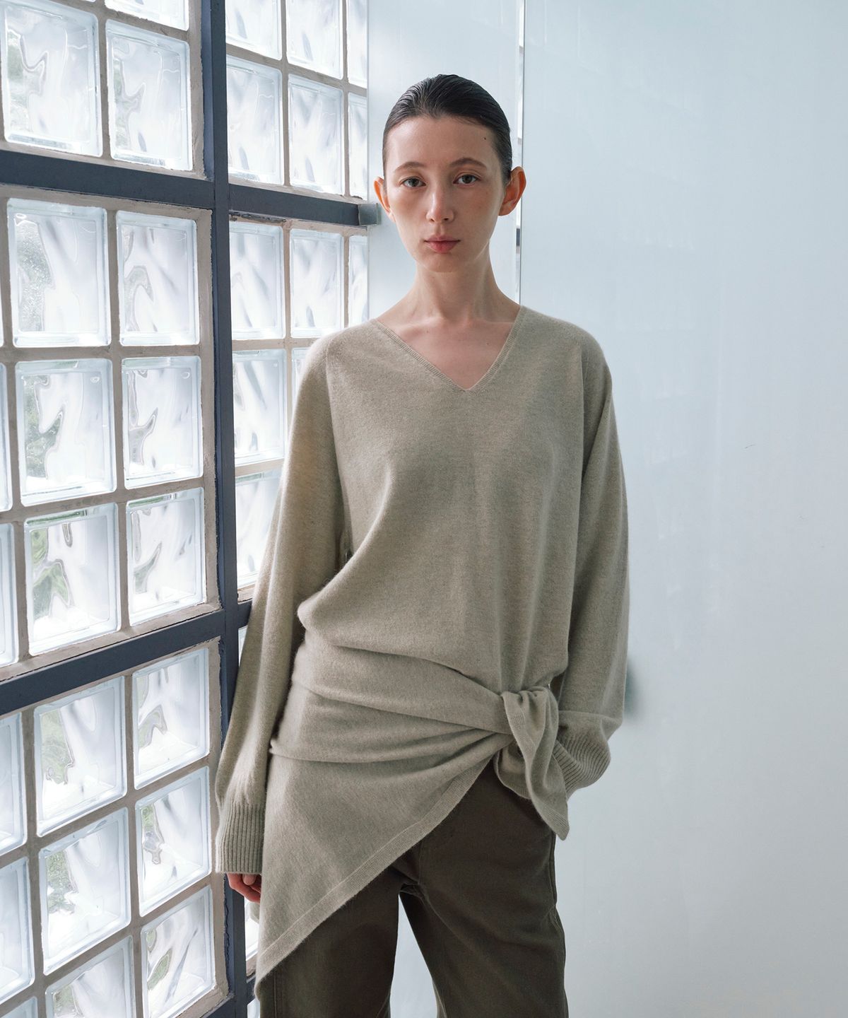 노티아(NOTIA) WHOLE GARMENT V NECK KNIT_MINT