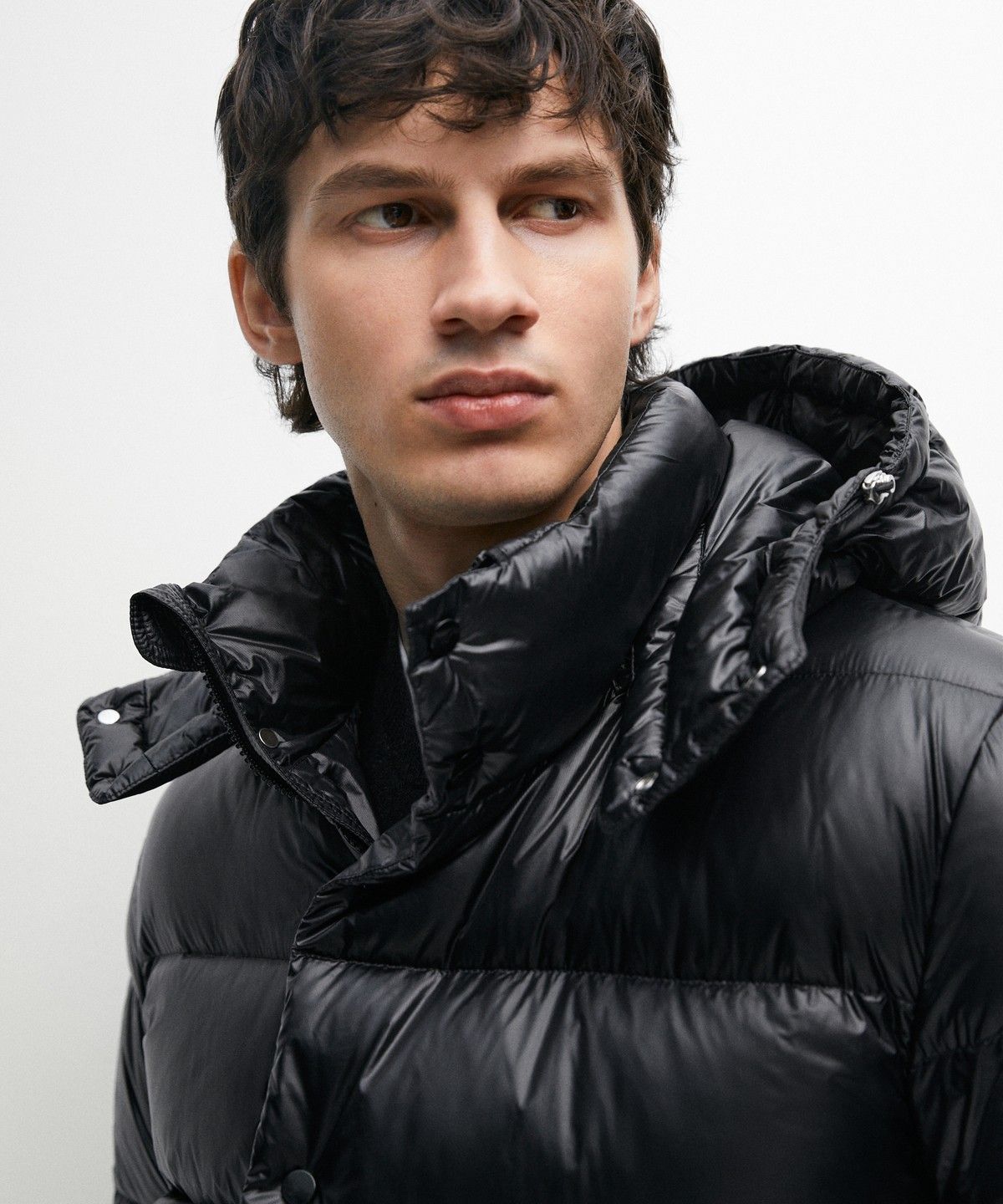 마시모두띠(MASSIMO DUTTI) 새틴 다운 패딩