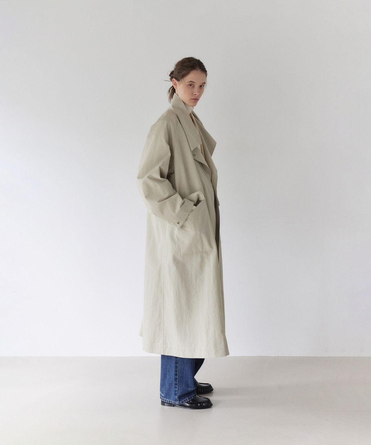 이어닝(YEARNING) ROUGH HIGH-NECK TRENCH COAT, DUSTY BEIGE