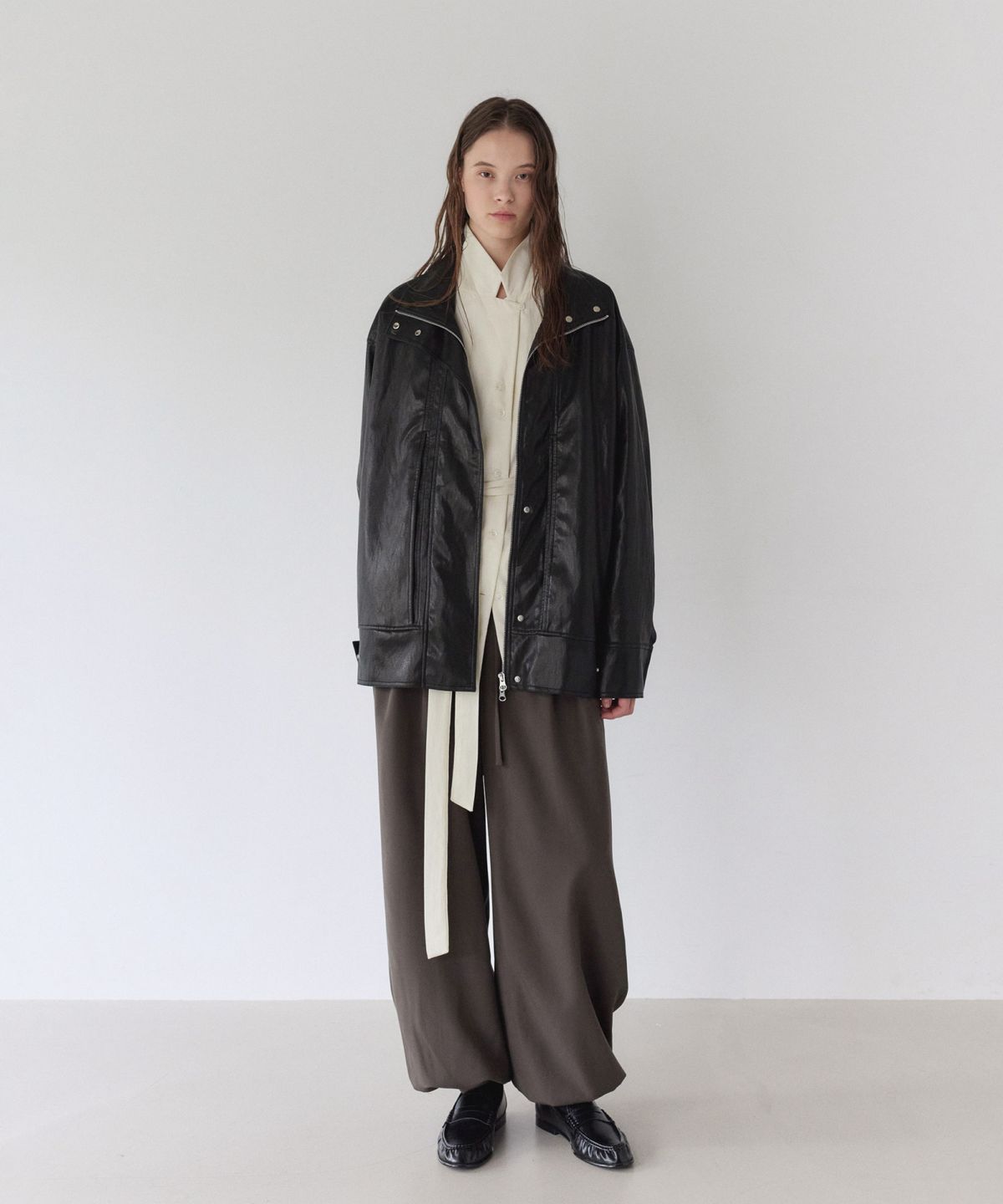 이어닝(YEARNING) HIGH-NECK LEATHER JACKET, BLACK