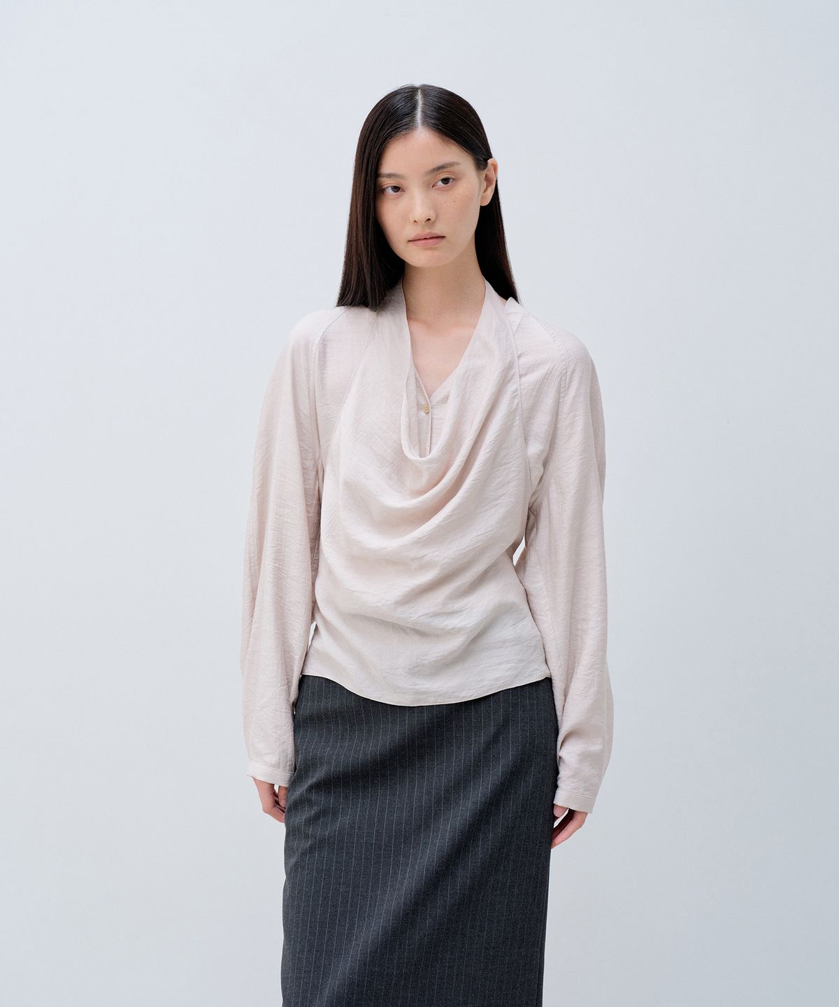 노티아(NOTIA) HALTER  BLOUSE SET_BEIGE