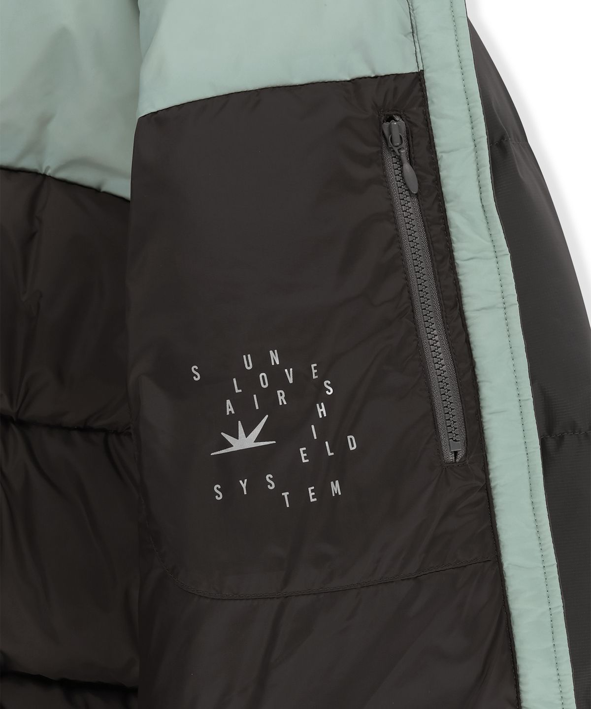 썬러브투어(SUNLOVETOUR) AllDay Down Jacket Charcoal