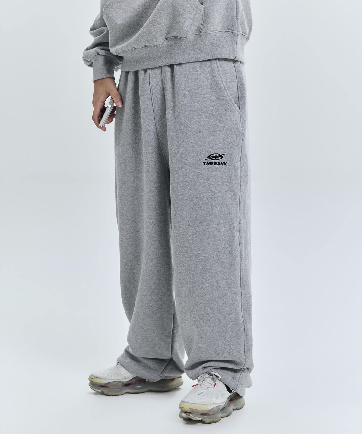 더랭크(THERANK) ESSENTIAL CORE SWEATPANTS [MELANGE GREY]