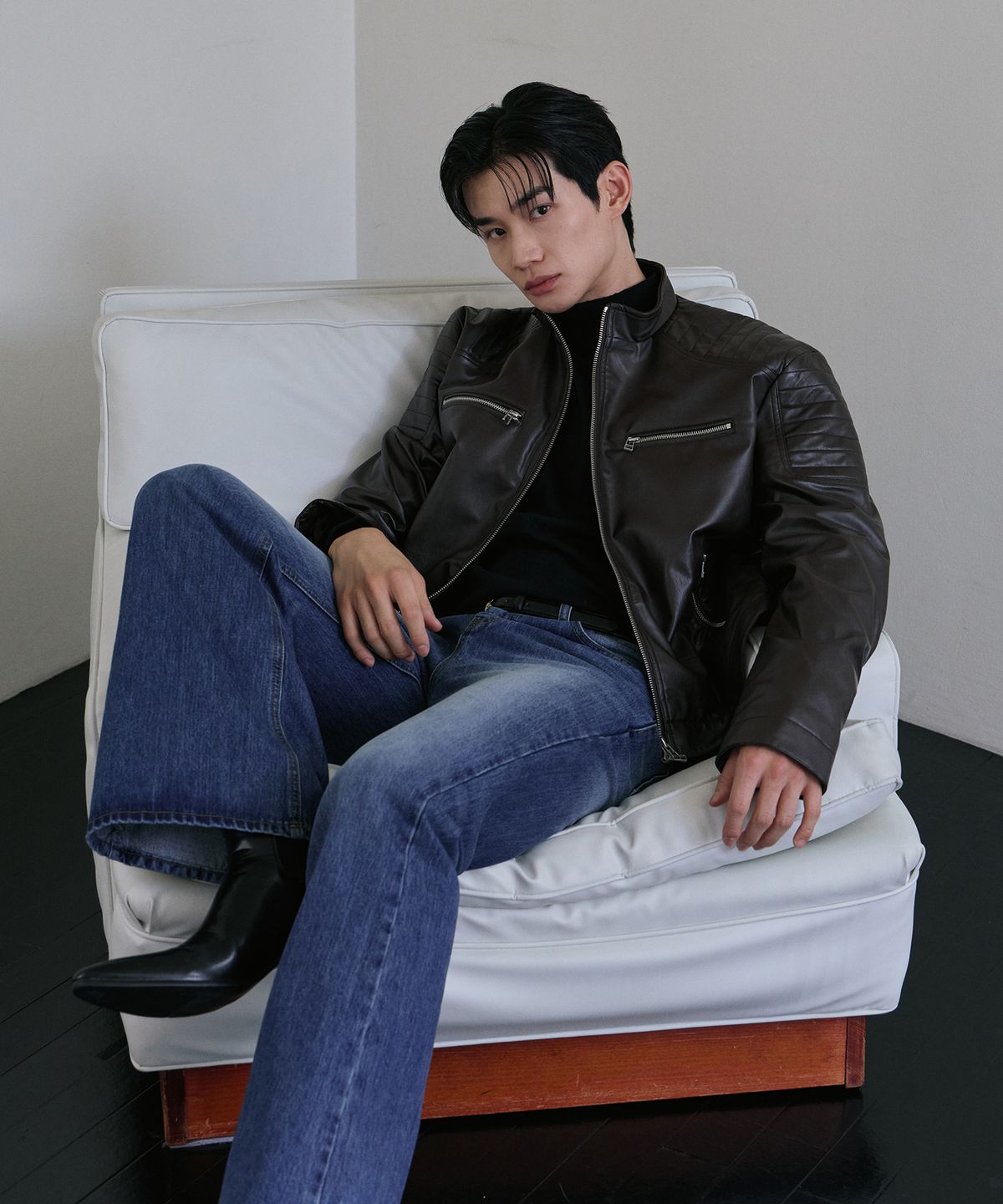 로랑서울(LAURANTSEOUL) Signature half pola knit(Black)
