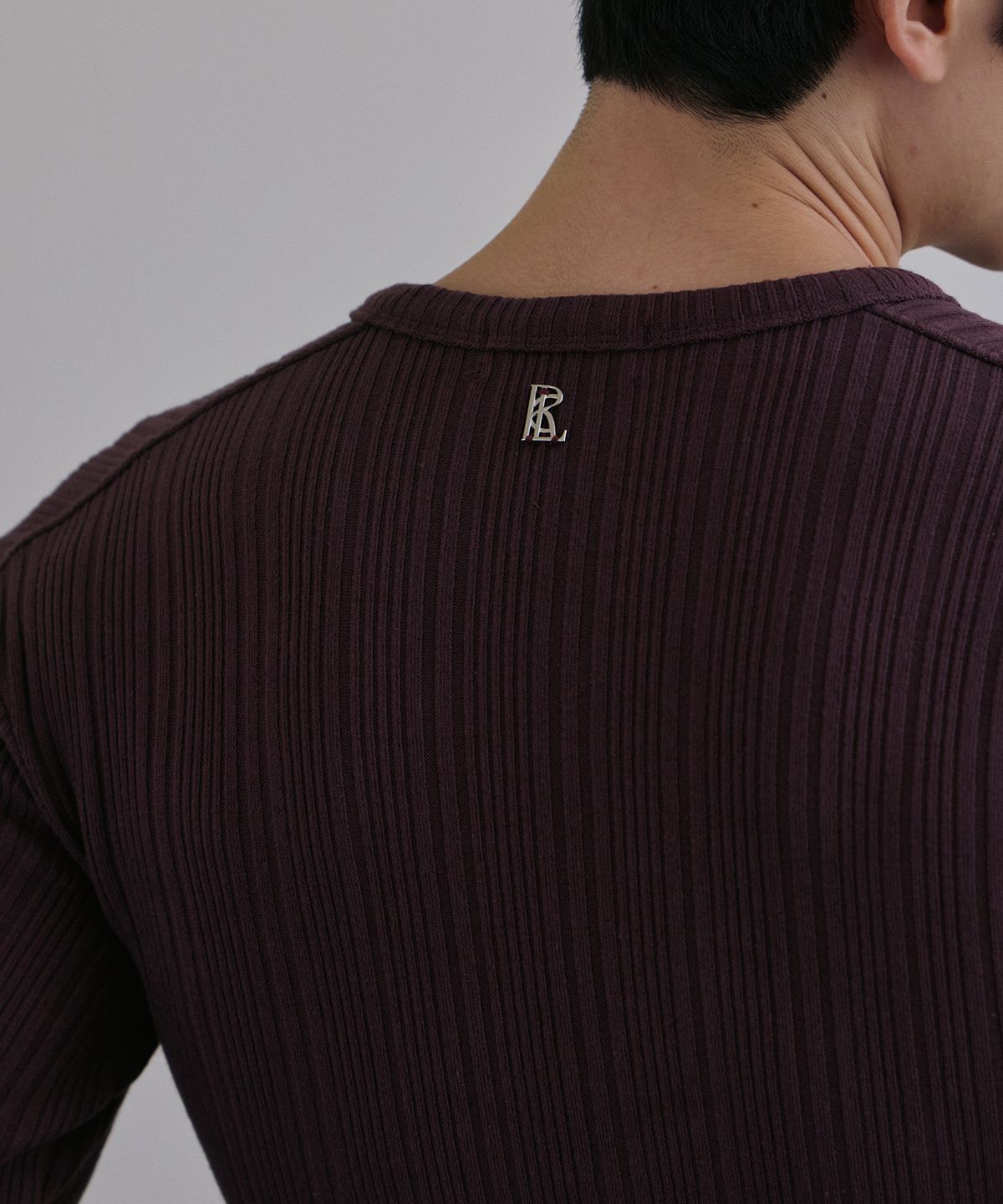로랑서울(LAURANTSEOUL) Structured ribbed henley knit sleeves (Burgundy)