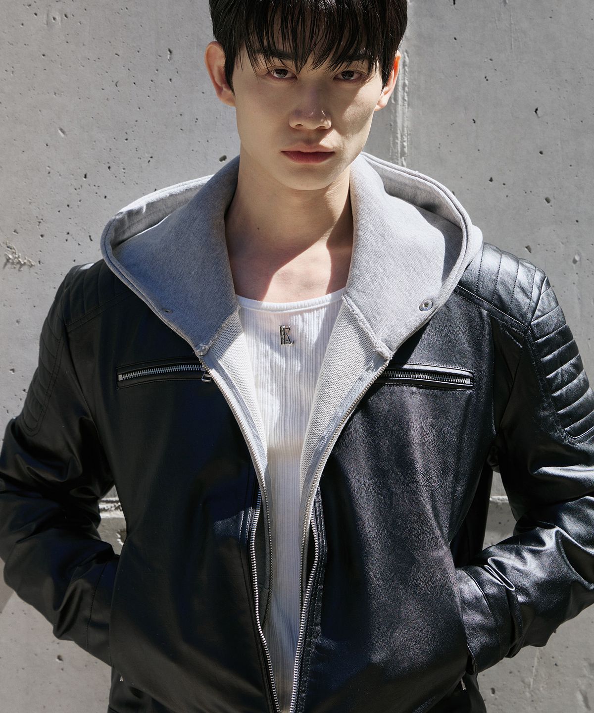로랑서울(LAURANTSEOUL) Biker patch crop leather jacket(Black)