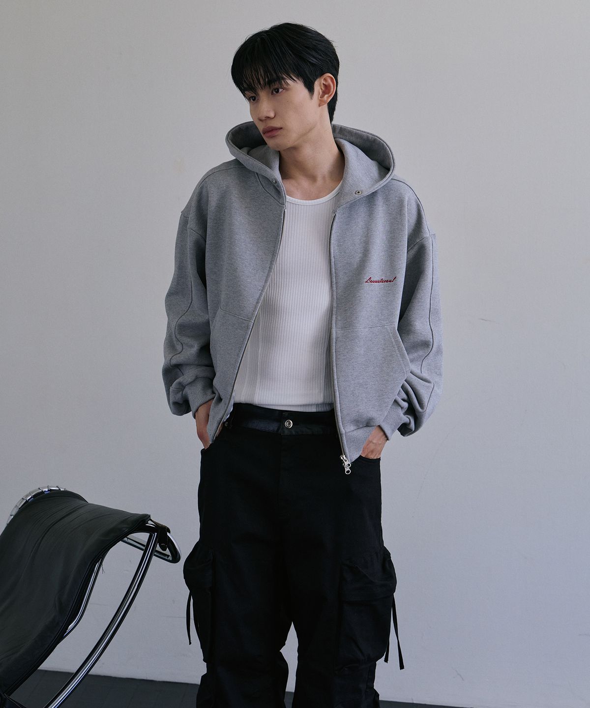 로랑서울(LAURANTSEOUL) Structured paneled Crop hood zip up (Gray)
