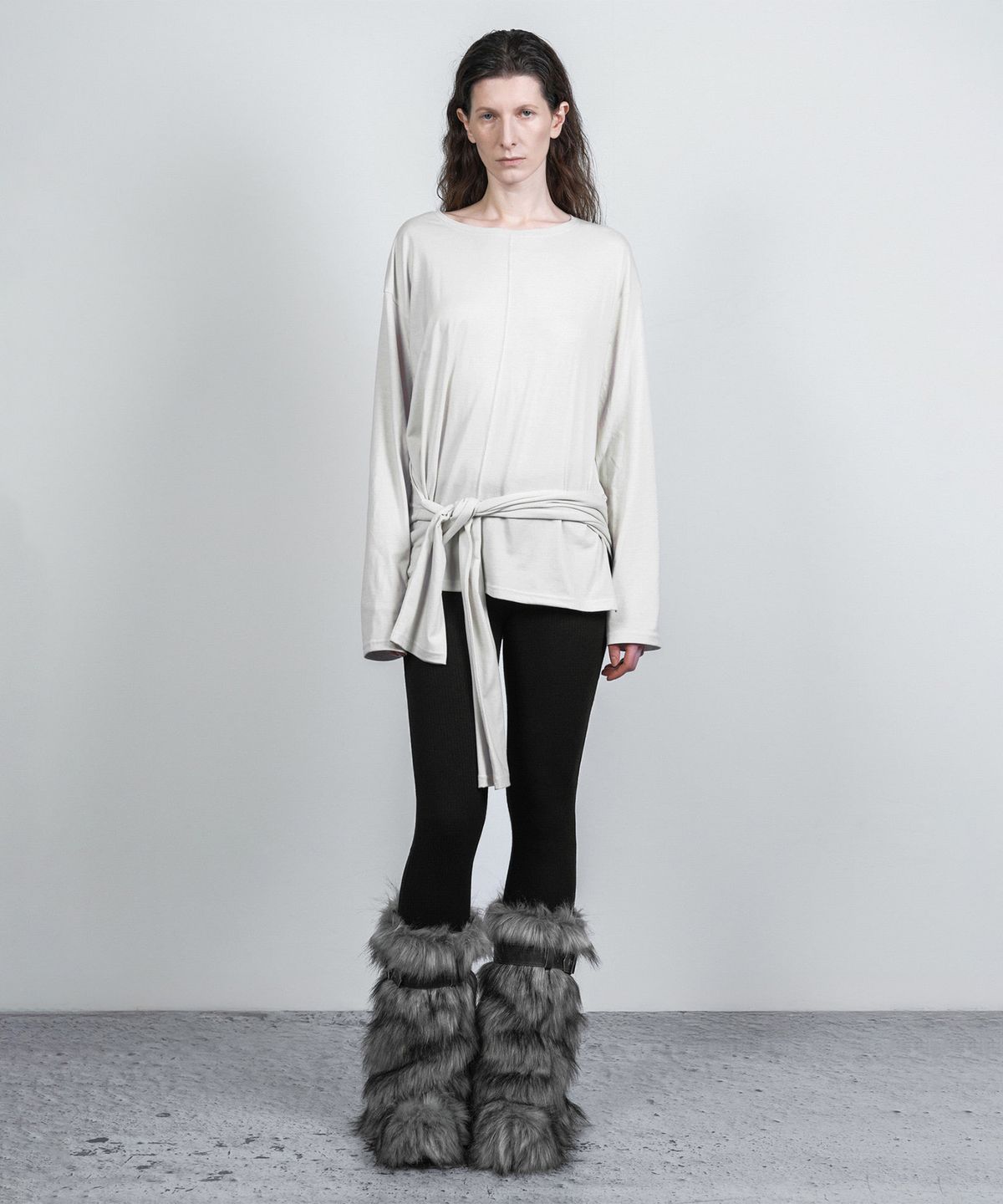 나체(NACHE) DETACHABLE BELT FAUX FUR BOOTS GRAY