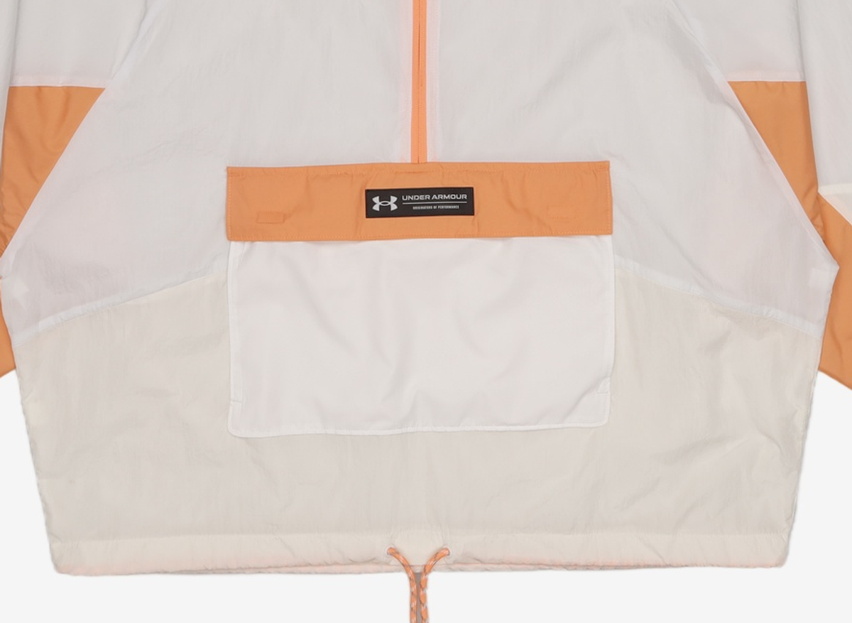 언더아머(UNDERARMOUR) 여성 러쉬 우븐 아노락 1376920-100 L