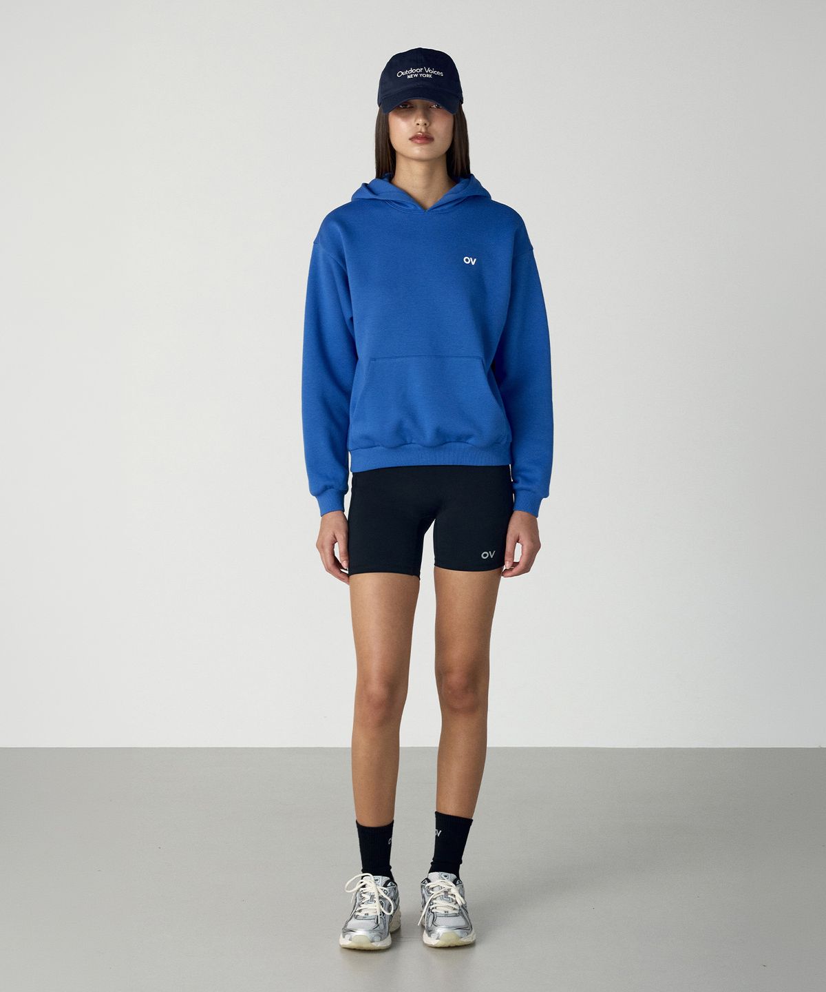 아웃도어 보이스(OUTDOOR VOICES) OV LOGO SWEAT HOODIE (BROWN)