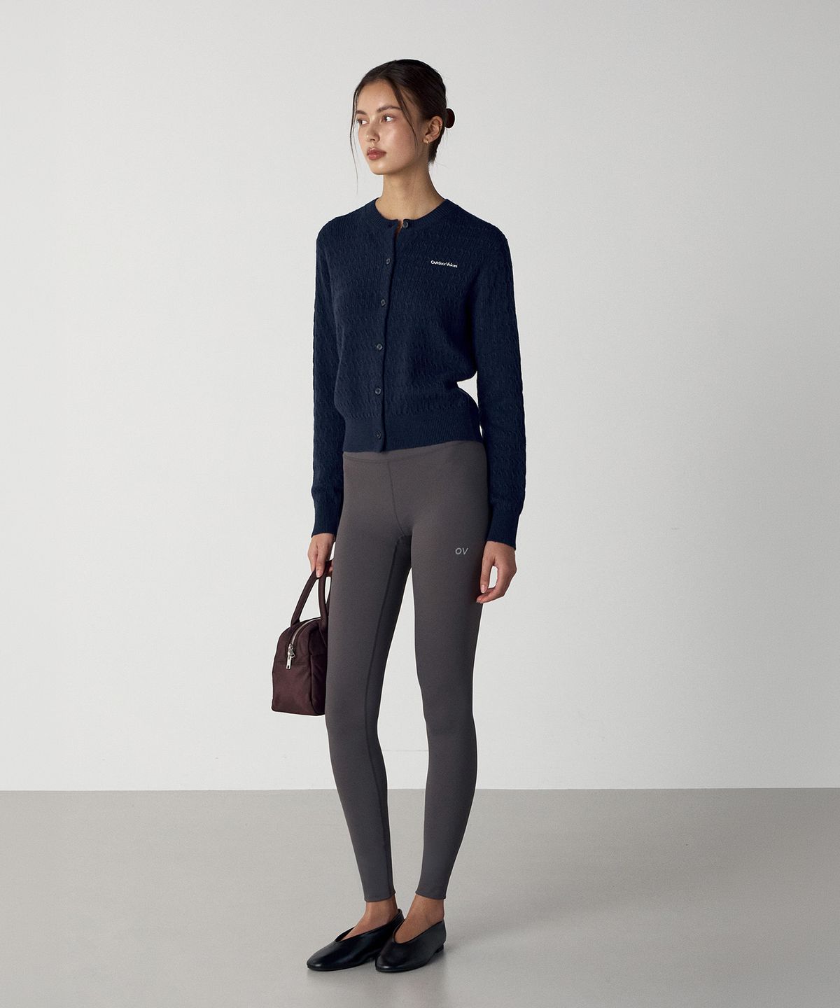 아웃도어 보이스(OUTDOOR VOICES) (W)CABLE KNIT ROUND NECK WOOL CARDIGAN (NAVY)