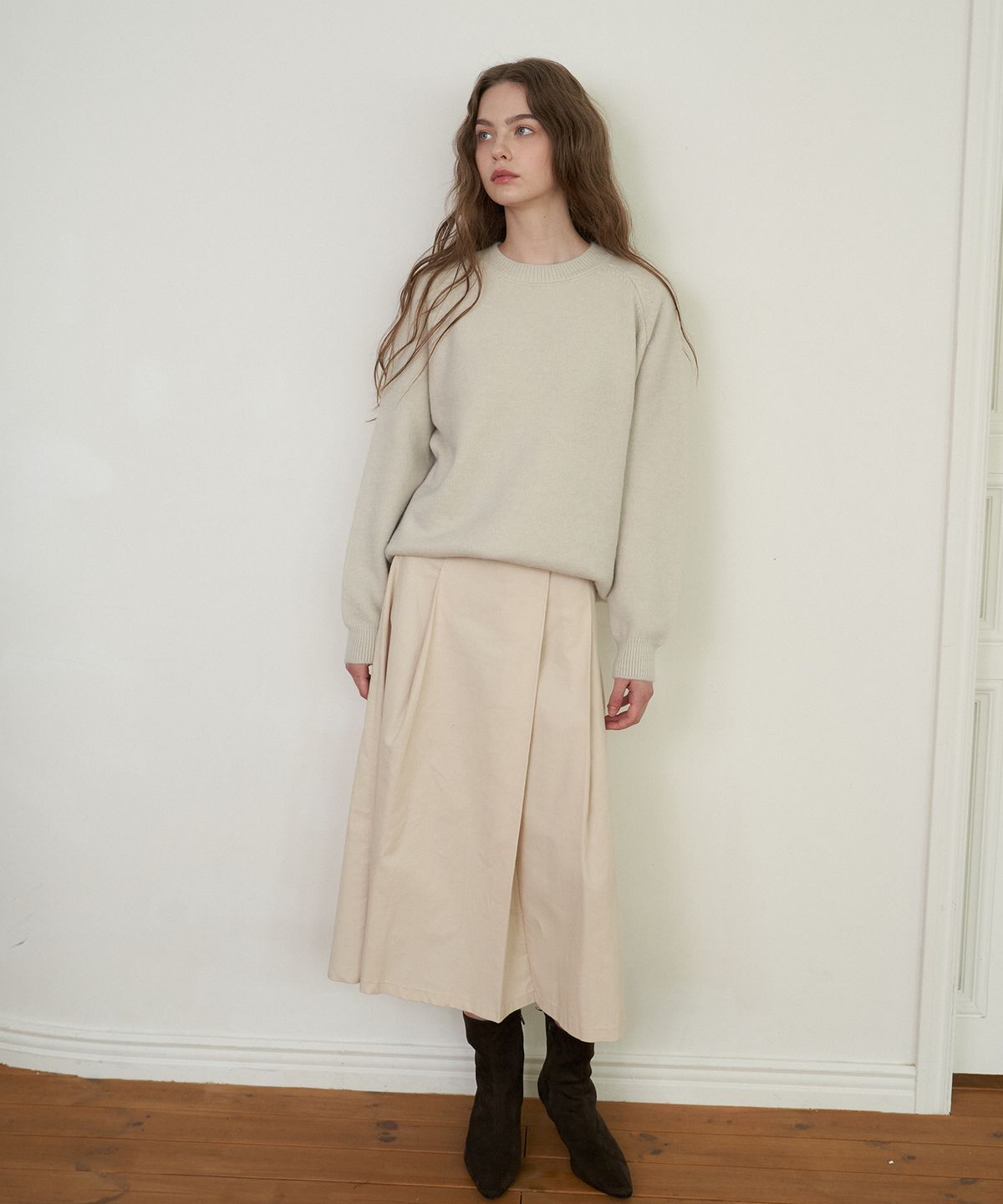 플로브(FLOVE) Soft Hairy Round knit- IV